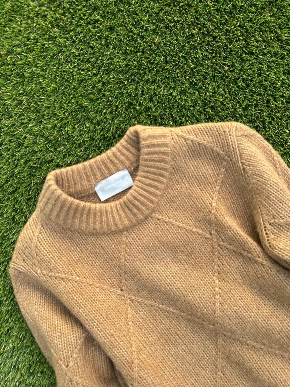 Everlane Tan Diamond Knit Crewneck Sweater XXS (Fits XS Oversized)